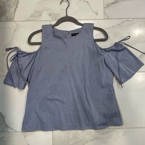 Saks Fifth Avenue light blue shirt with cutout shoulder, size small